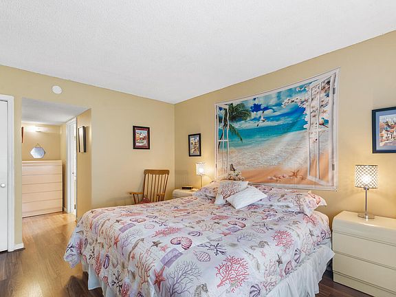 5th image of 9856 Marina Boulevard #1322