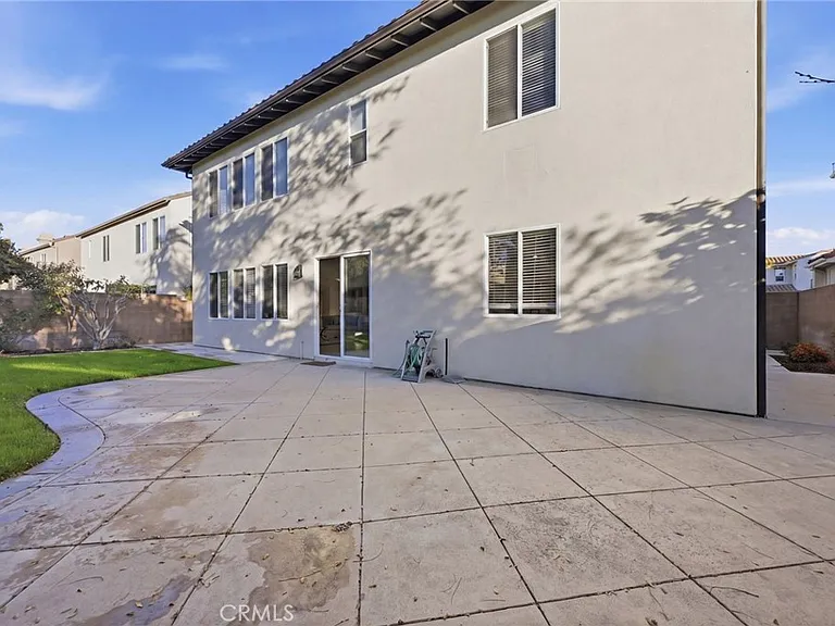 9 Preston — Photo 17