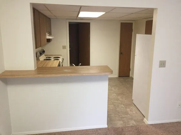 6540 Rolling Glen Dr, Dayton, OH 45424