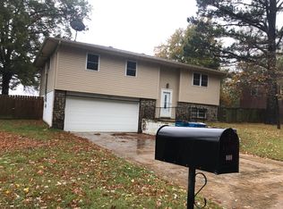 809 SW 3rd St, Bentonville, AR 72712