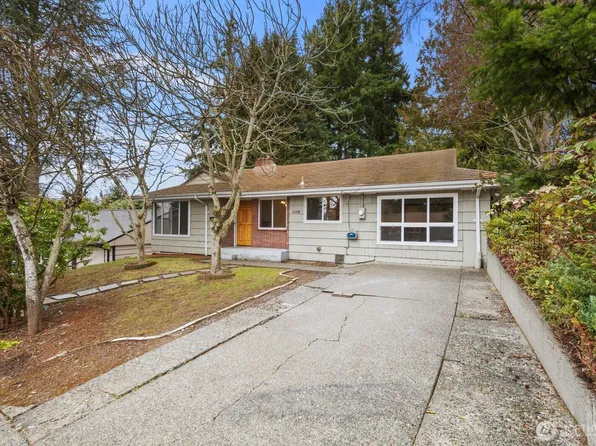 2108 E 24th Street, Bremerton, WA 98310