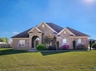 14772 Wildwood Dr, Athens, AL 35613
