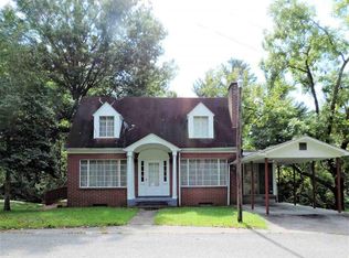 5089 Oak Ridge Dr, Huntington, WV 25705