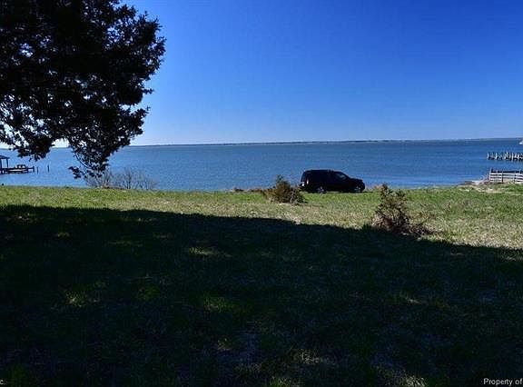 4th image of 25 River Rd