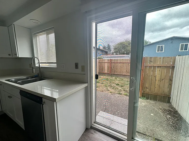 2605 SW Pickford St #101 — Photo 9