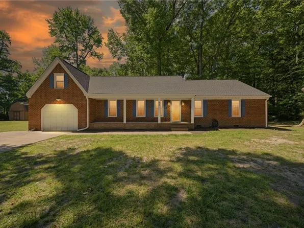 417 Saddle Ct, Chesapeake, VA 23323