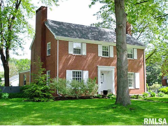 3rd image of 297 Park Lane Dr