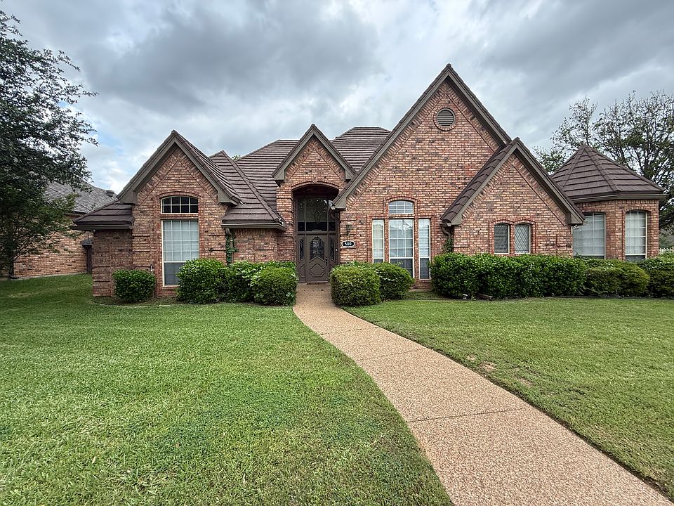 1st image of 500 Evergreen Dr