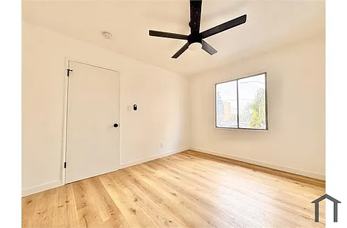 1211 Menlo Ave #1211 Photo 1