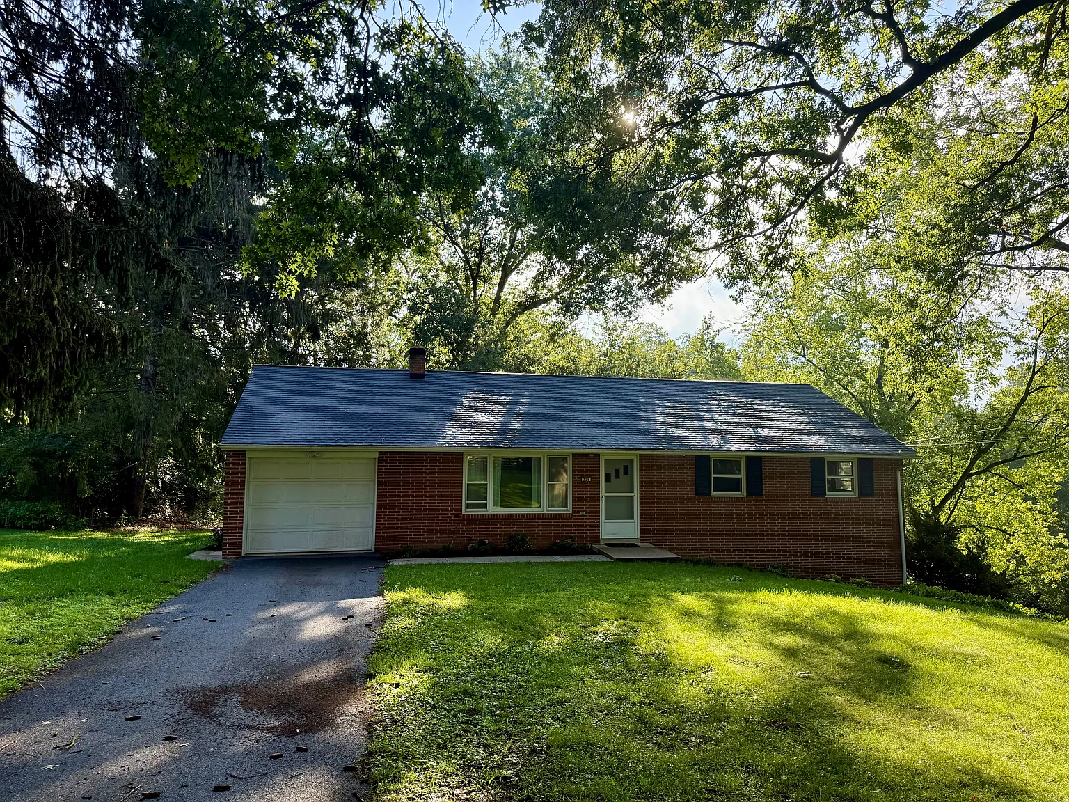 3 bed, 1218 sqft, $2,600 — Photo 2