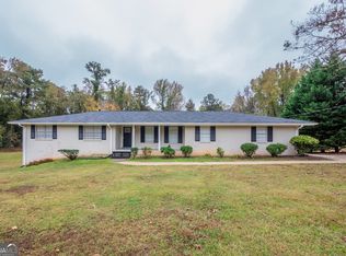 3945 Shandra Way, College Park, GA 30349