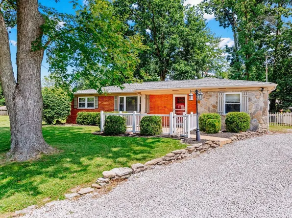 1300 Michael Ln, Milford, OH 45150