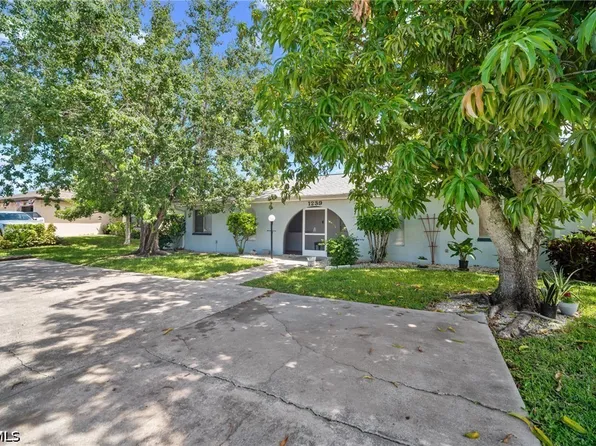 1239 SE 23rd Pl #1, Cape Coral, FL 33990