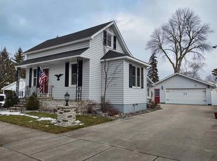 405 Birney St, Essexville, MI