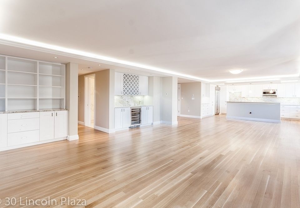1st image of 30 W 63rd St #18BCD