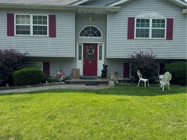 7 Surrey Lane, Harriman, NY 10926