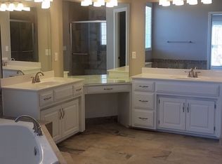 14116 Parkhill Ln, Overland Park, KS 66221
