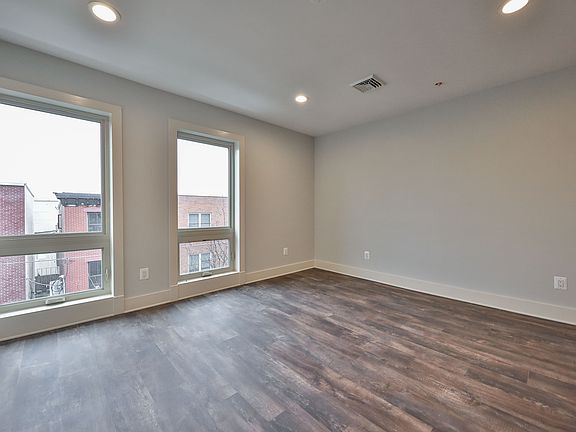 5th image of 1320 N Franklin St #2