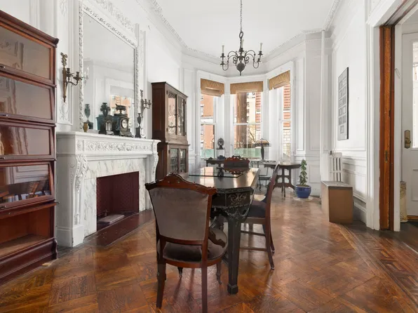 870 West End Avenue image 4 of 7