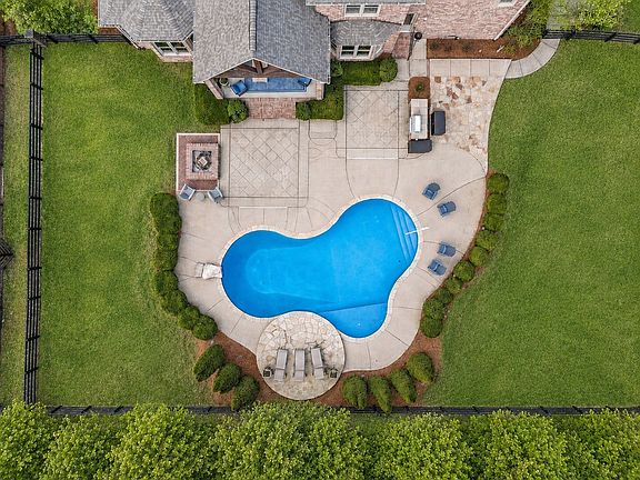 5th image of 5007 Buds Farm Ln