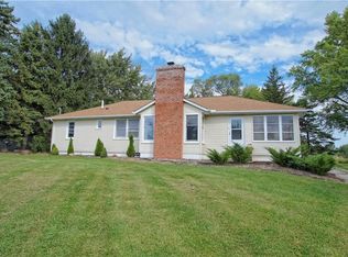 3213 Sprague Rd, Seven Hills, OH 44131