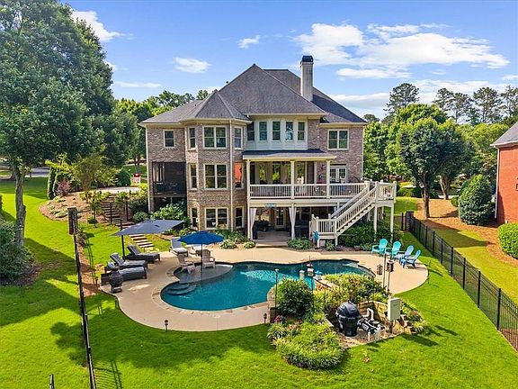 2nd image of 7630 Stratton Point
