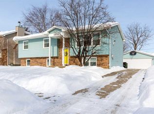 1509 Erik Rd, Cedar Falls, IA 50613