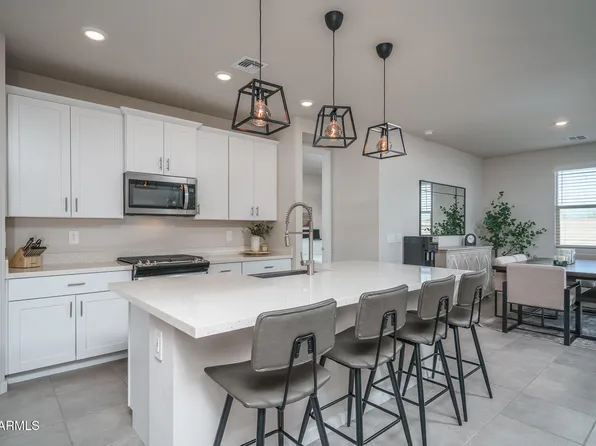 8613 S 70TH Drive, Laveen, AZ 85339