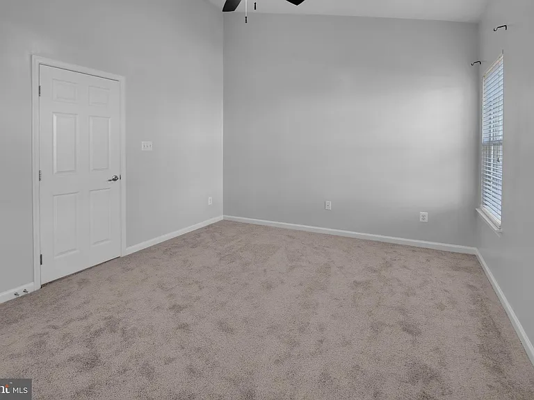 9611 Atterbury Ln — Photo 14