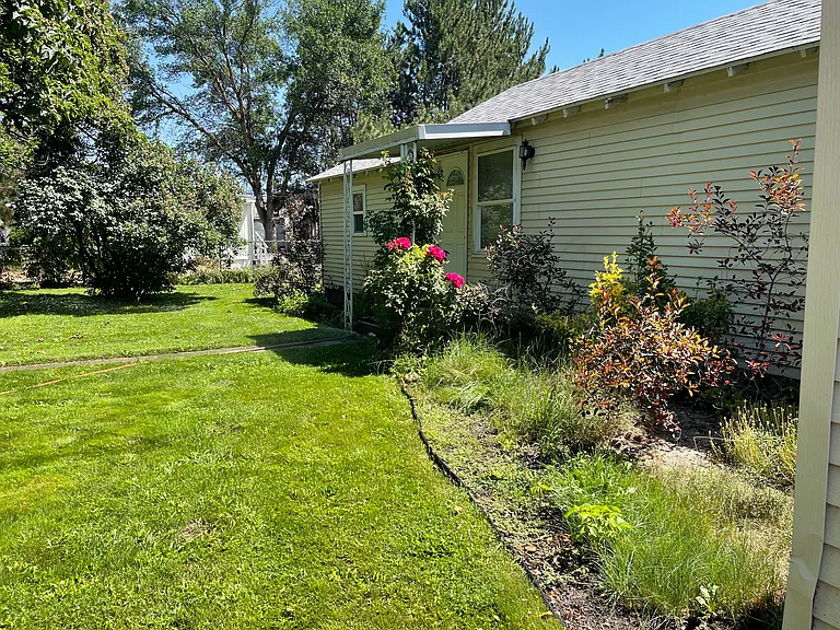 209 W Murray St — Photo 1