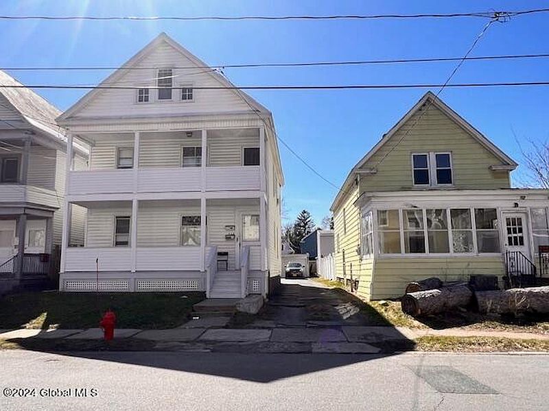 2nd image of 438 Cedar Street