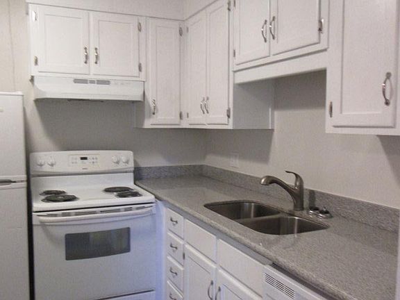 5th image of 8018 Stark Ave APT D
