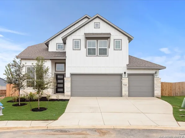 210 Scarlet Oak, Seguin, TX 78155