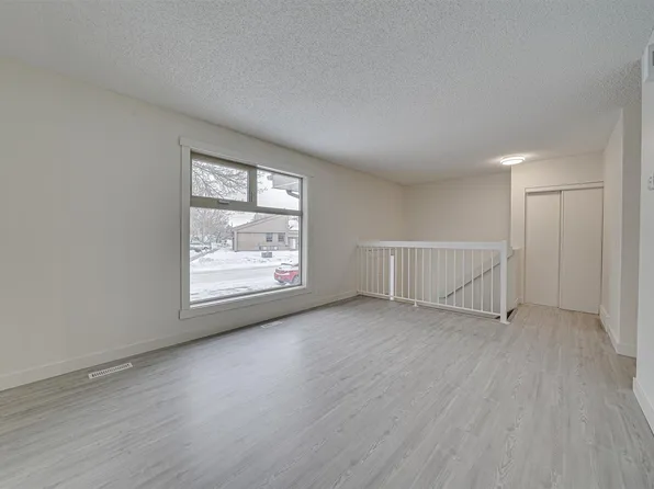 815 Reid Rd, Saskatoon, SK S7N 2W8