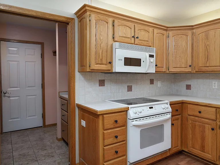 2062 W Willow Lakes Cv — Photo 25