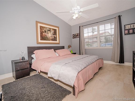 4th image of 3324 NW 101st Ave #3324