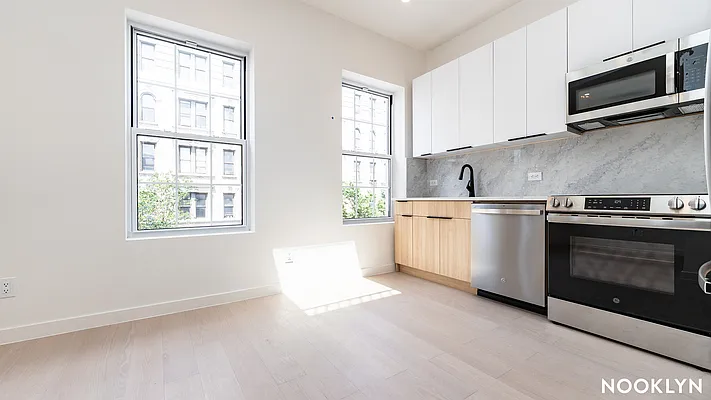 Kitchen, photo 2