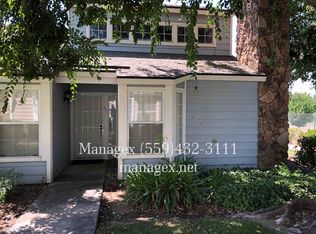 1421 Plymouth Rock Ln, Clovis, CA 93612