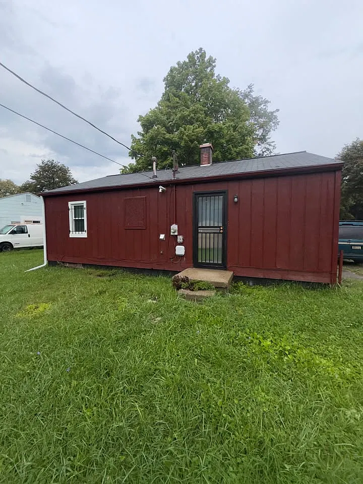 2 bed, 768 sqft, $925 — Photo 1