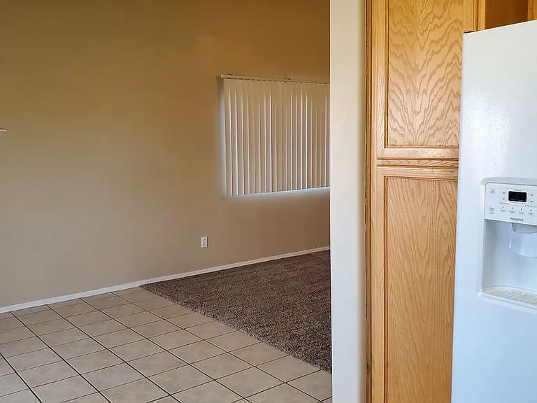 2514 S 110th Dr — Photo 19