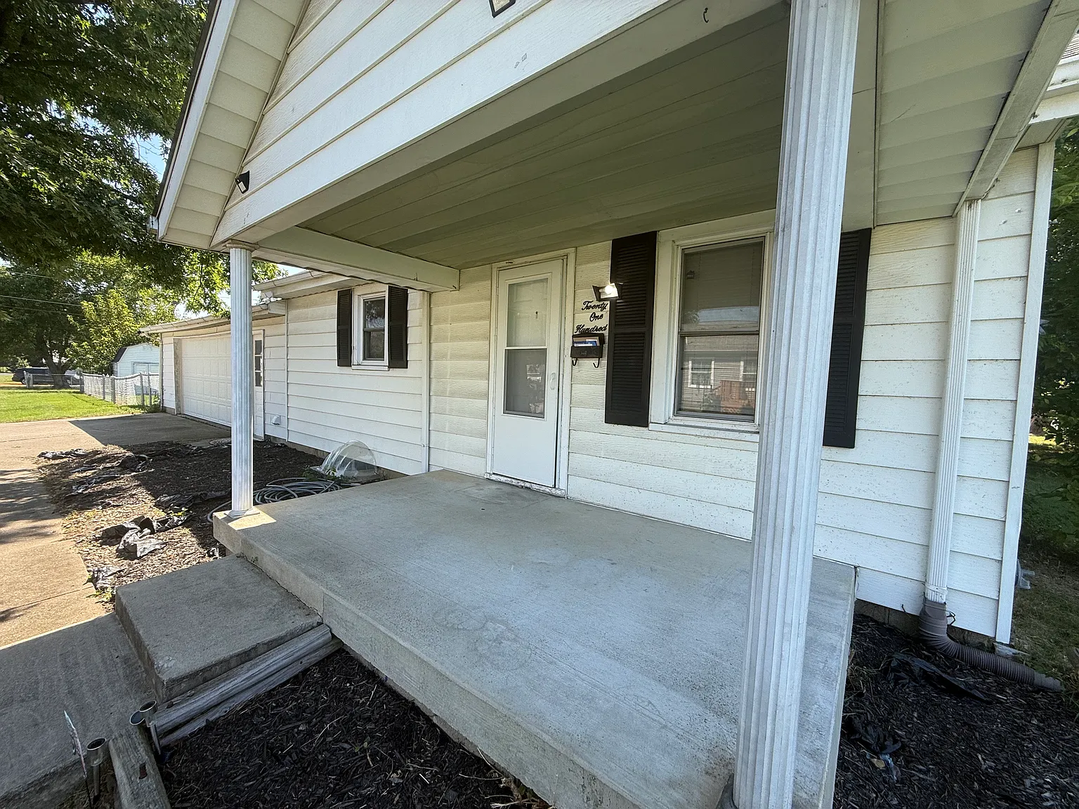 2 bed, 1344 sqft, $1,400 — Photo 3