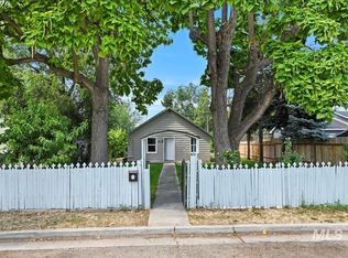 915 S Fern St, Nampa, ID 83686