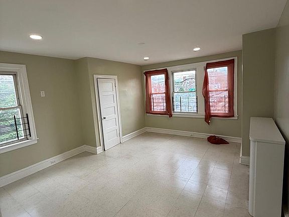 4th image of 5901 N 3rd St