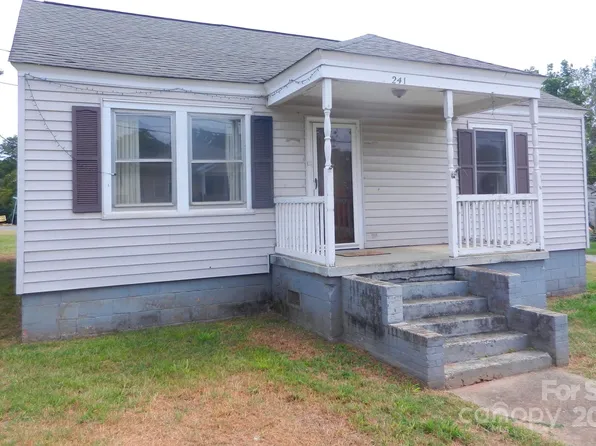 241 N Lincoln St, High Shoals, NC 28077