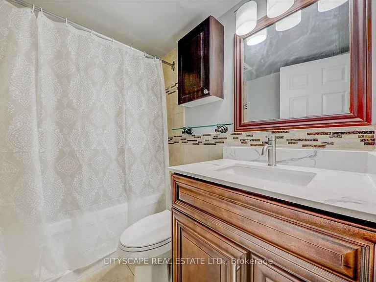 25 Sunrise Ave #914 — Photo 8