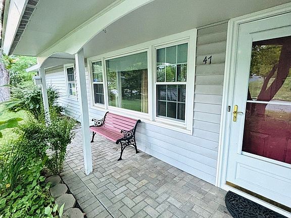 2nd image of 47 Eaton Rd