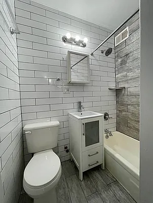 Rented by Heritage Realty LLC | media 6