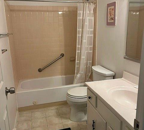 5th image of 287 Oradell Dr
