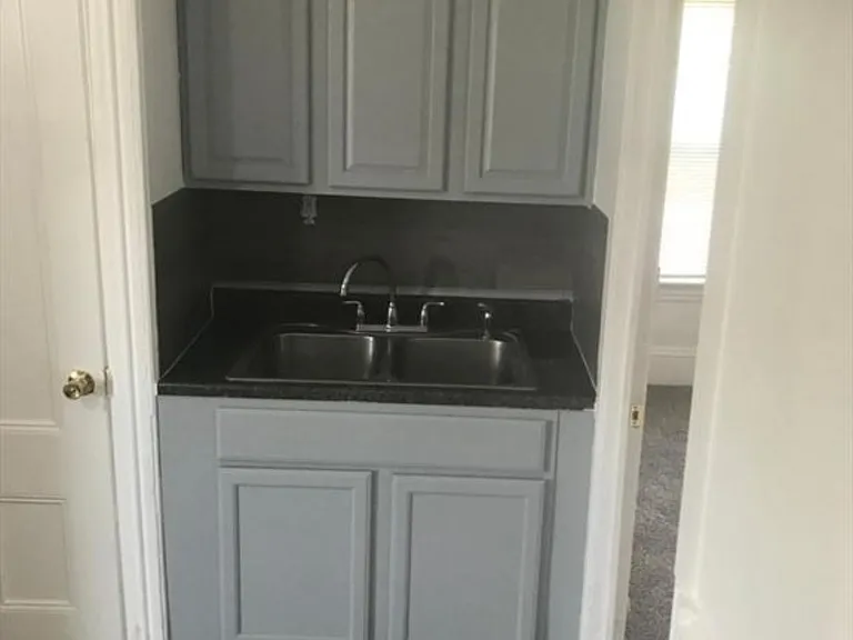 26 Pearl St #2 — Photo 14