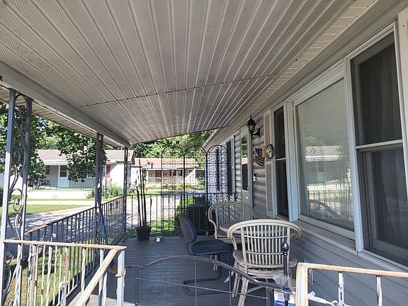 4th image of 1211 Lakewood Rd #594